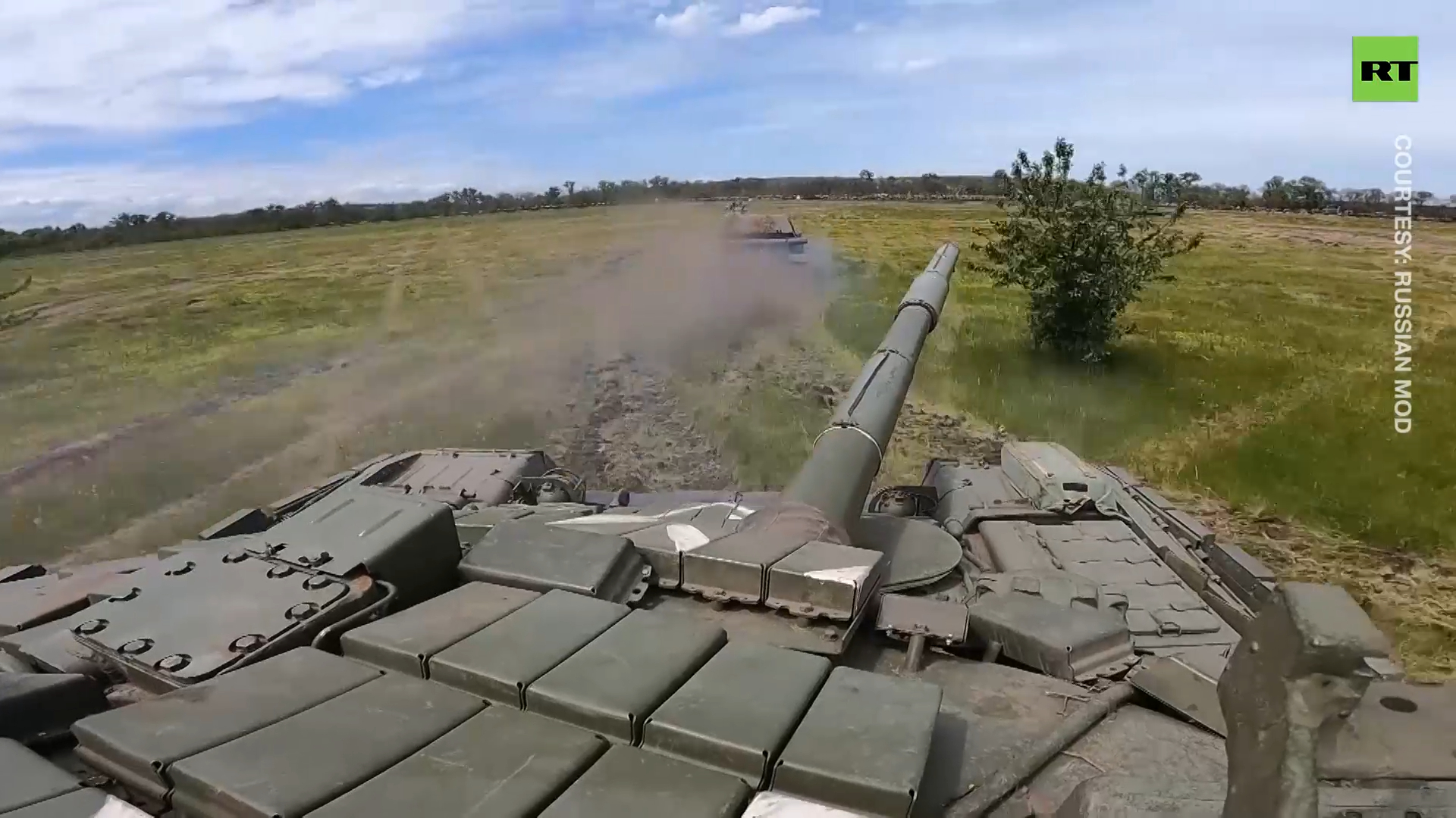 Russian forces breathe life back into tanks