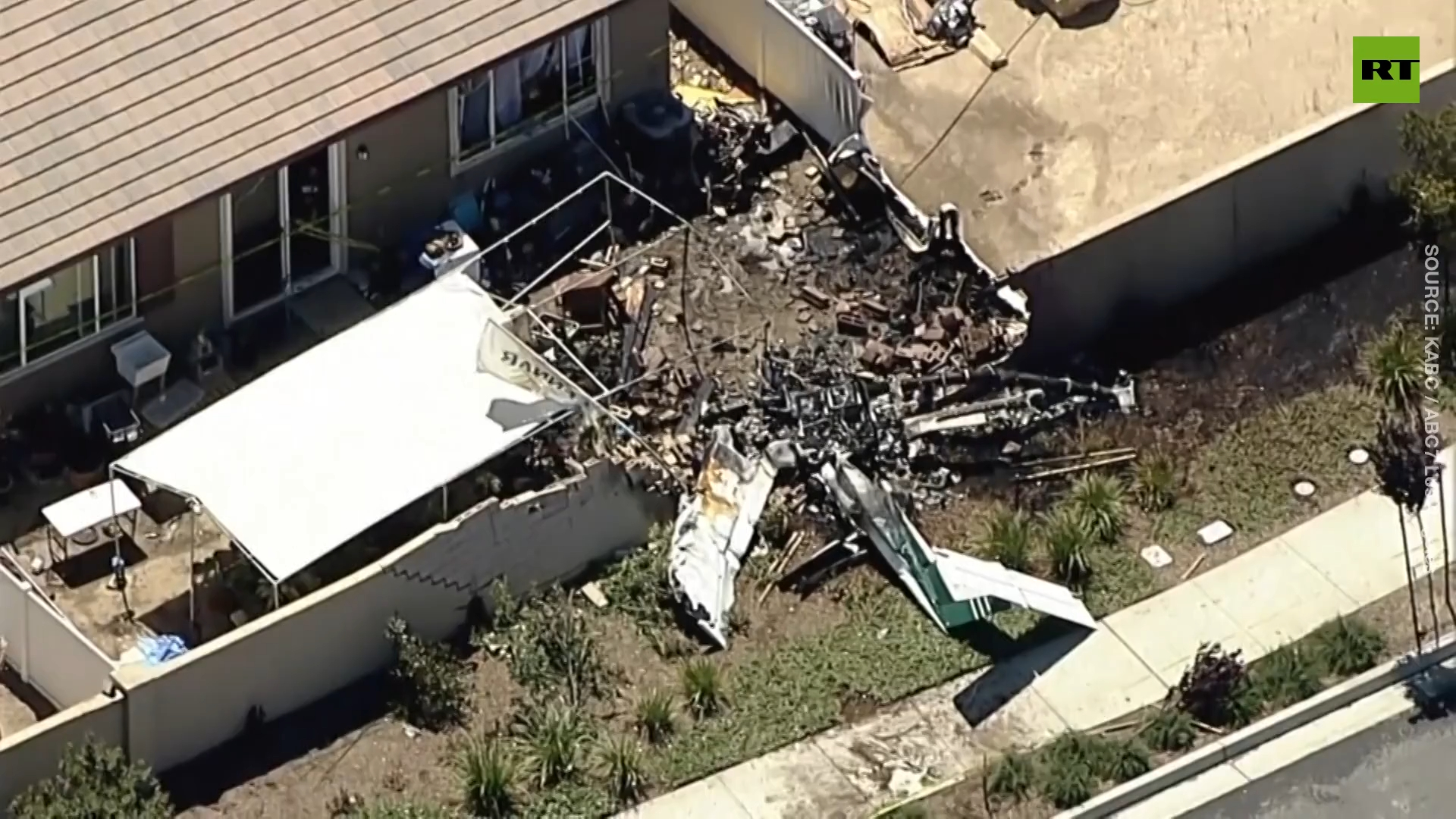 Small plane crashes in backyard of California house, pilot survives