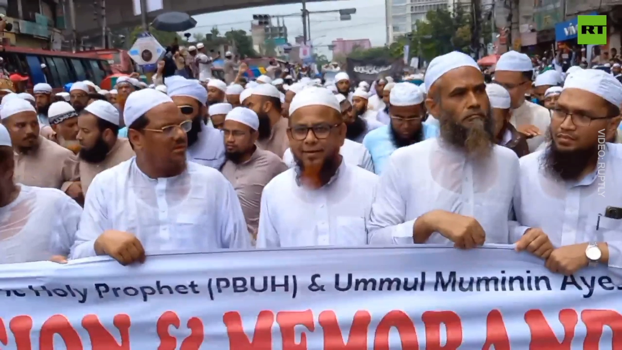 Mass procession in Dhaka over Prophet Muhammad remarks