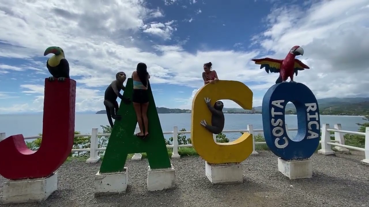 Stopping by the Jaco letters to take pics with the girls