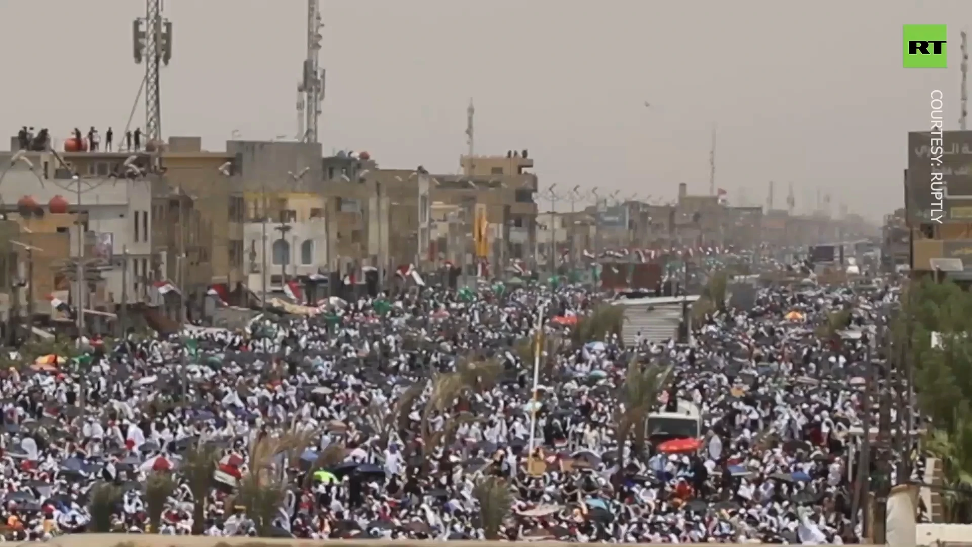 Tens of thousands flock to Baghdad to observe ‘Unified Friday’ call