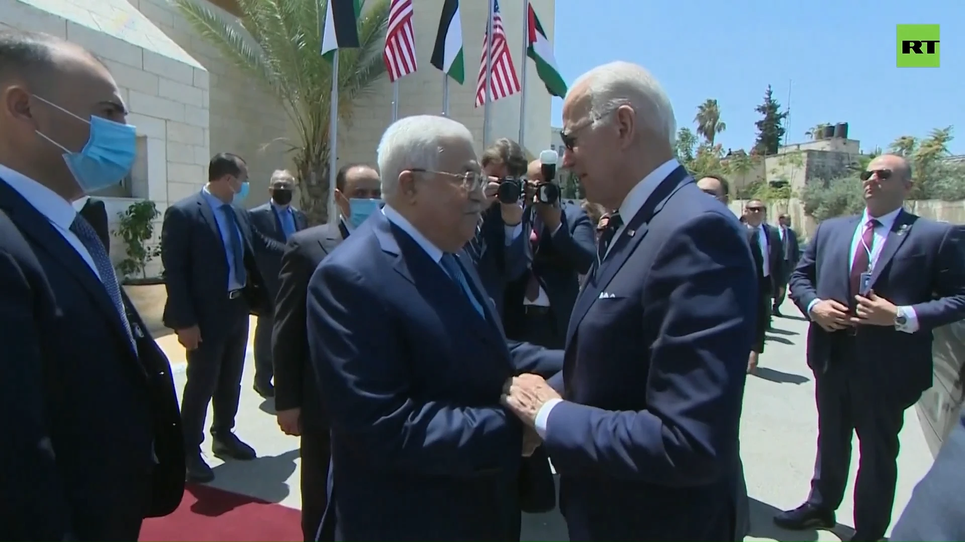 Biden arrives for meeting with Mahmoud Abbas