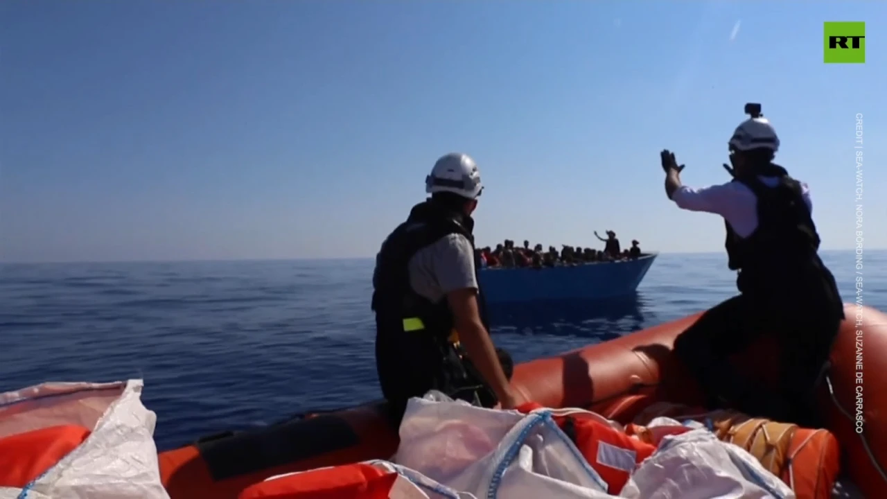 NGO staff saves hundreds of migrants in Mediterranean