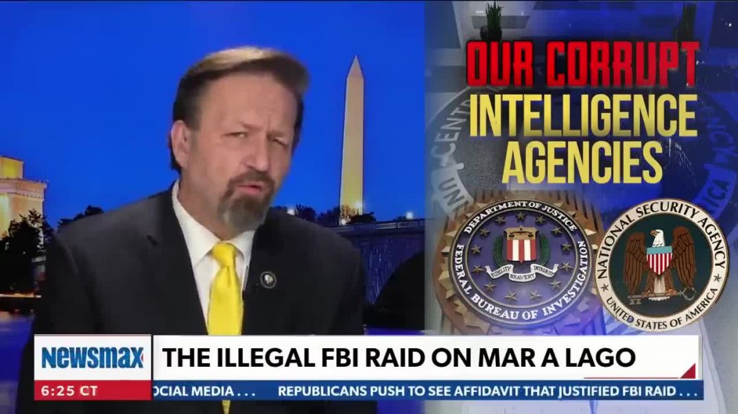 Ex-FBI agent speaks out: They're 'warning' me