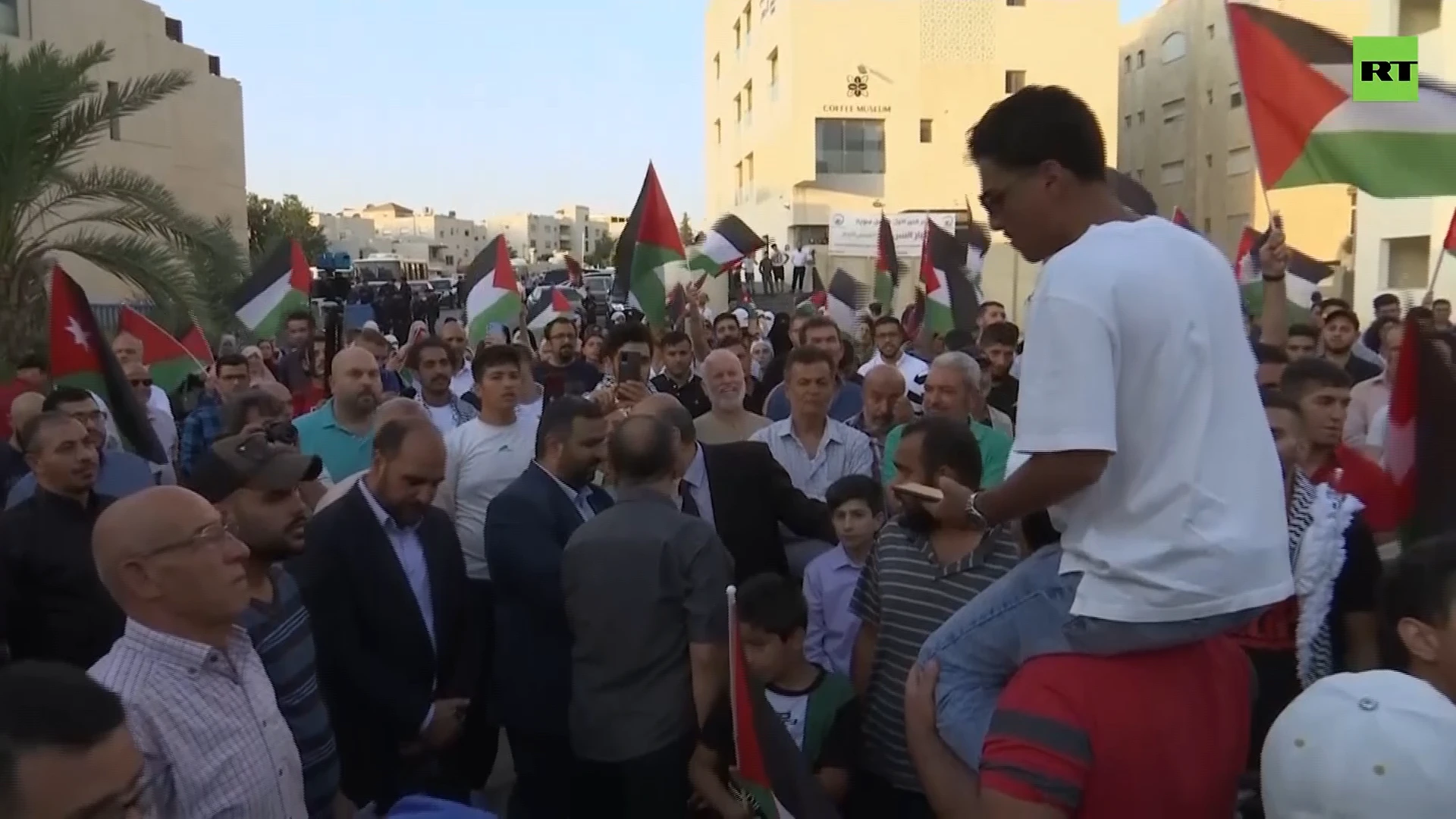 Jordanians protest Israeli airstrikes on Gaza