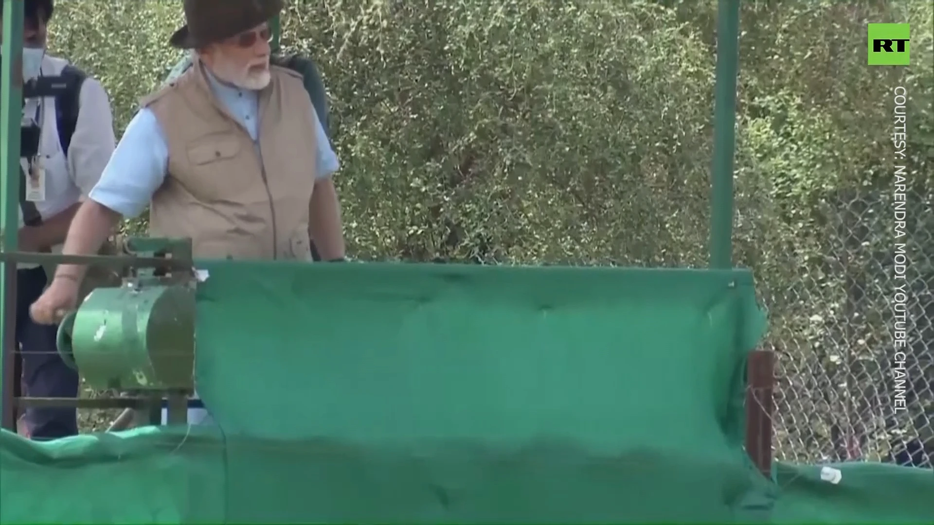 Modi releases cheetahs into Indian park after they went extinct 70 years ago