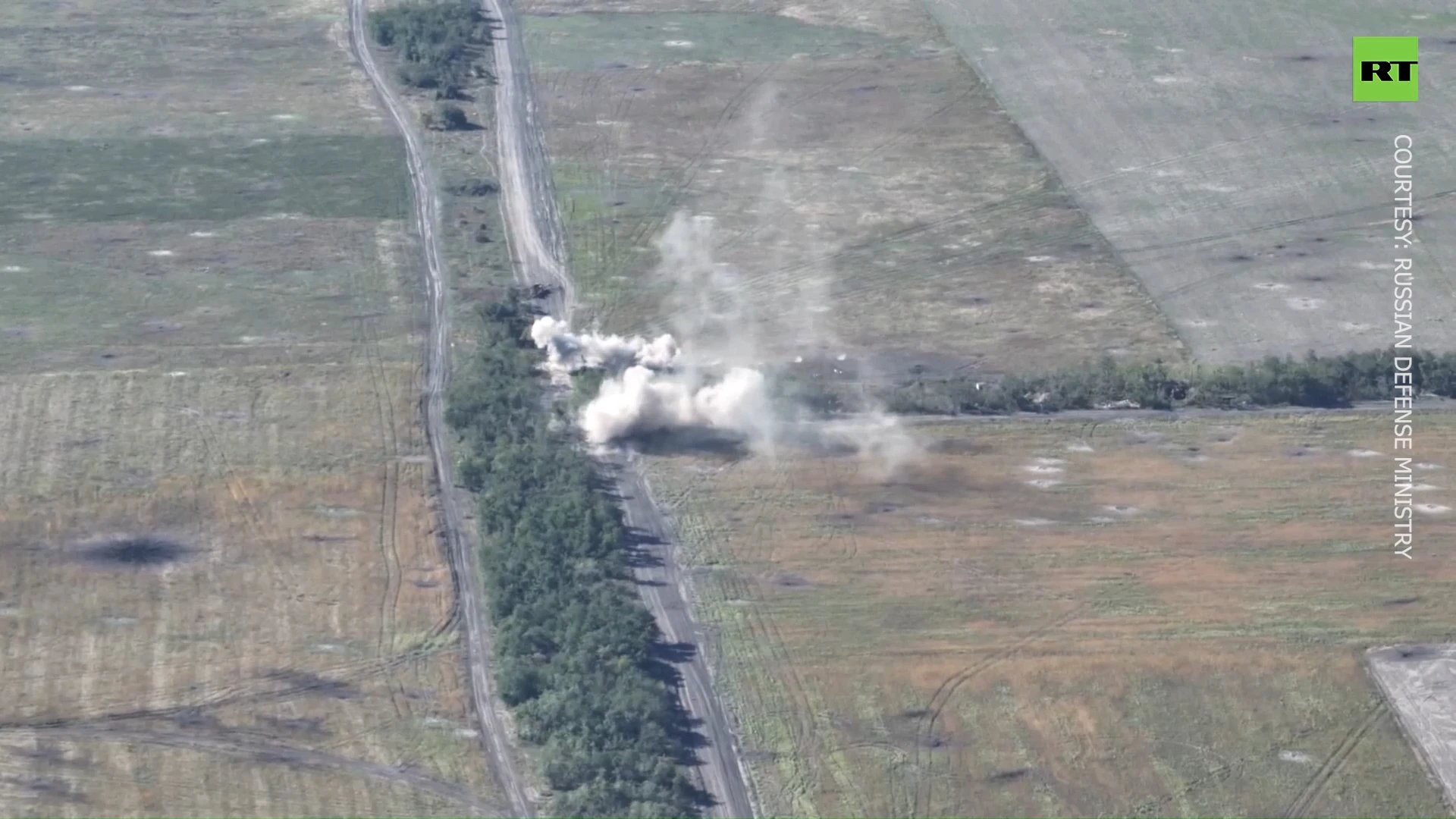 Russian artillery & UAVs destroy Ukrainian military targets