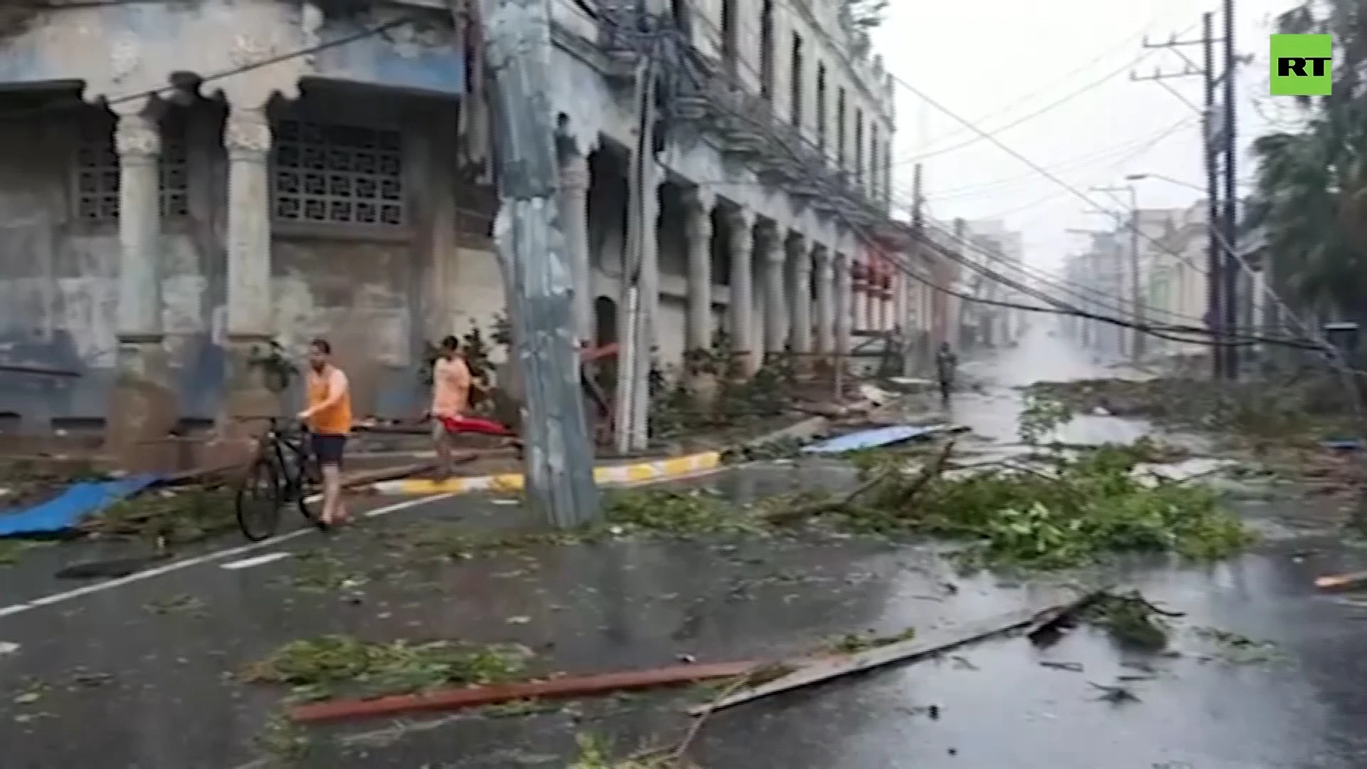 Hurricane Ian strikes Cuba, thousands evacuated