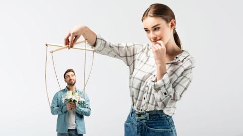 Women Need To Control Men? - MGTOW