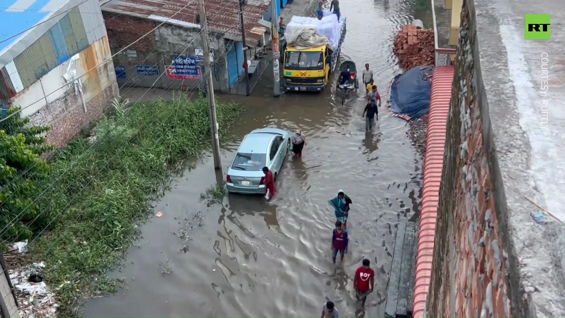 Deadly cyclone aftermath: Houses destroyed, people displaced