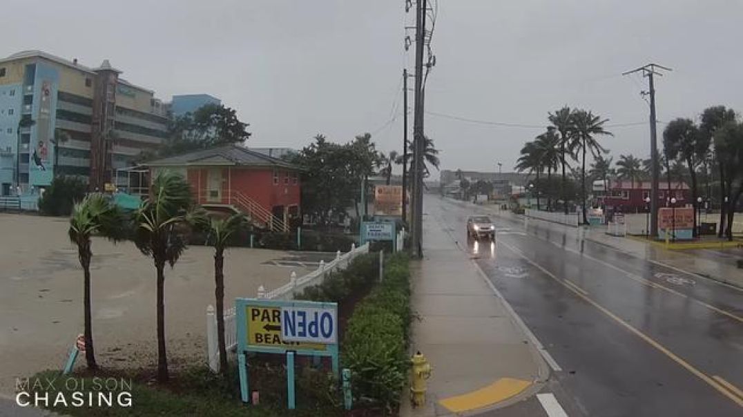 Ft. Myers Beach, FL: Hurricane Ian's 15ft Storm Surge Washes Away Homes