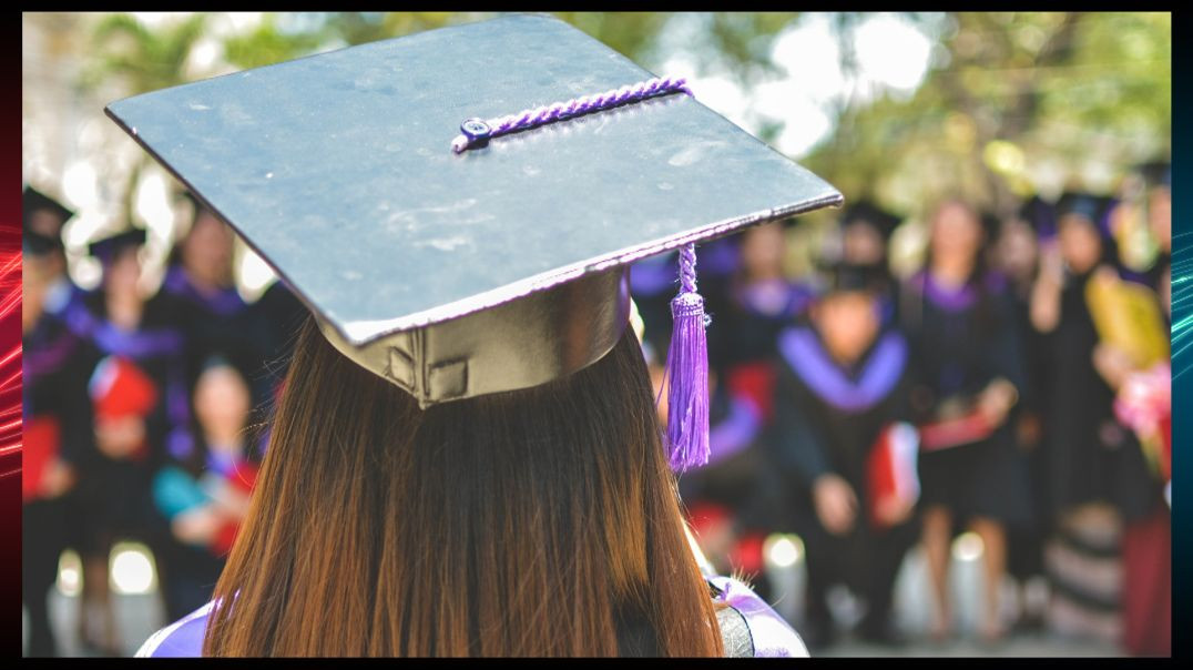 LHLP 124 - 05 La Amenaza Que es La Educación Femenina