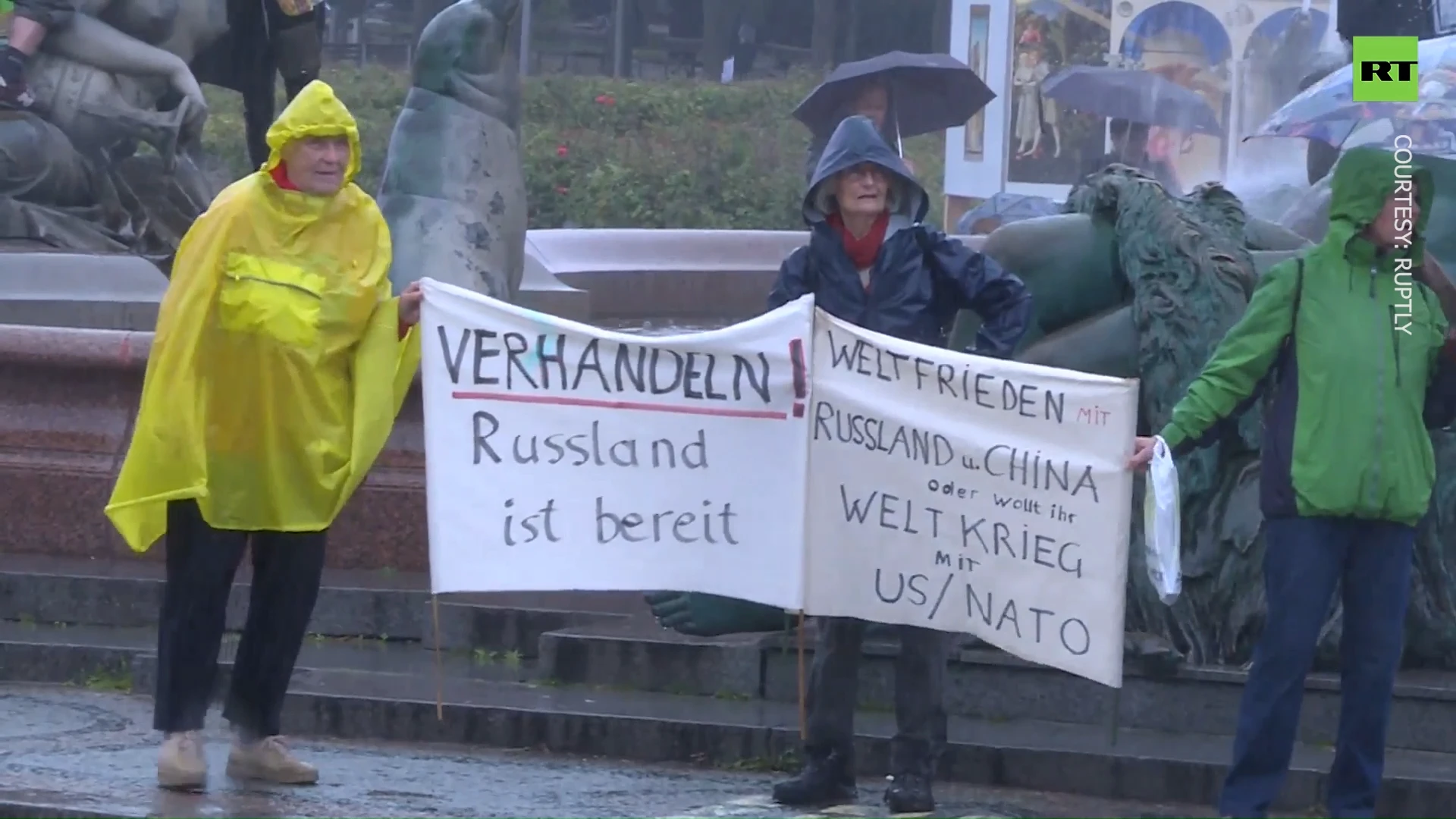 'Diplomacy instead of weapons': Protesters rally in Germany