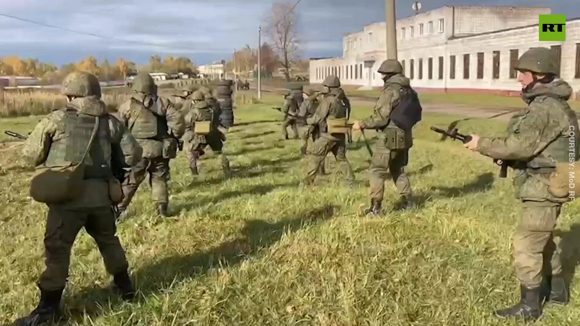 Mobilized forces undergo combat training at ZVO training ground in Moscow Region