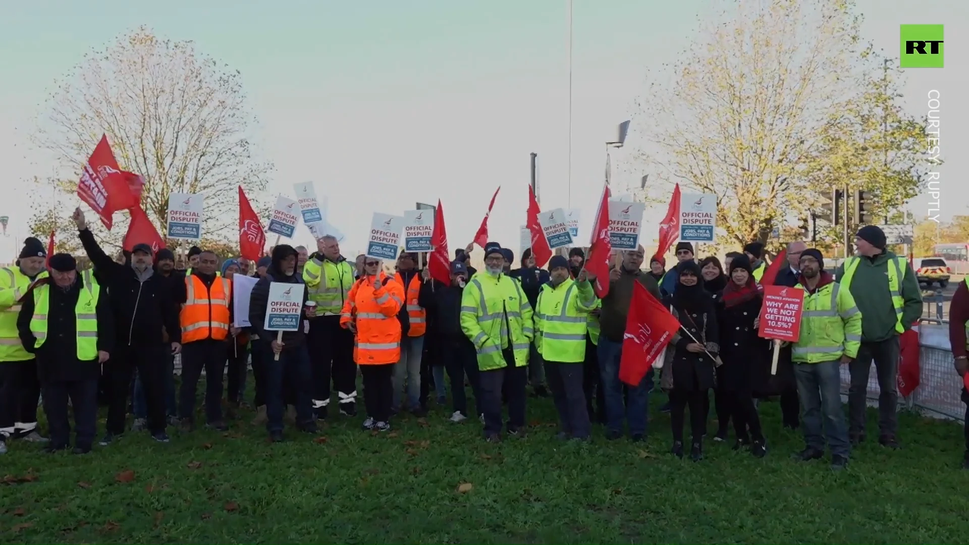 Ground staff on strike, triggering disruptions at Heathrow Airport