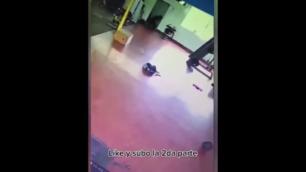 COLUMBIAN MAN GRABBED BY LEG OUT OF THIN AIR AT GYM IS IT A GHOST, DEMON OR JUST FAKE YOUR CALL