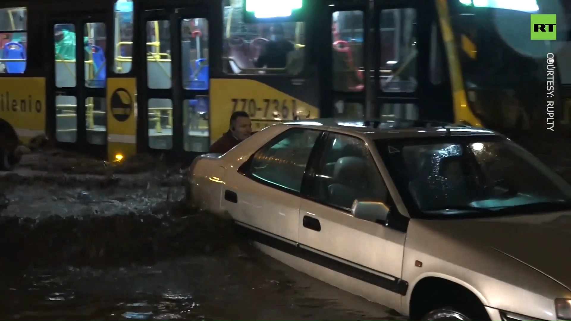 Streets turned into rivers: Floods wreak havoc in Bogota