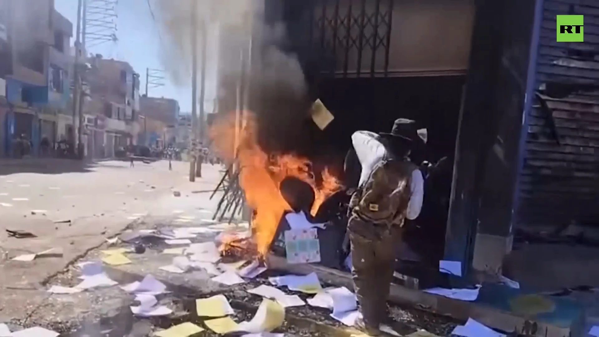 Local attorney offices BURN in Peru