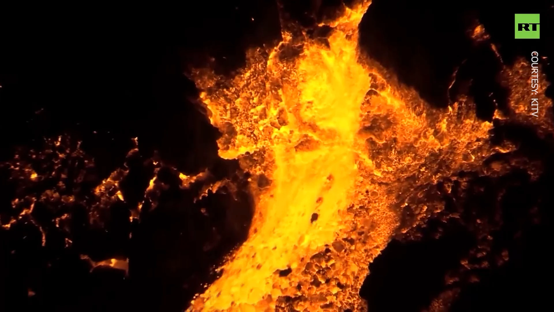 Mesmerizing lava flow draws spectators, threatens key highway in Hawaii