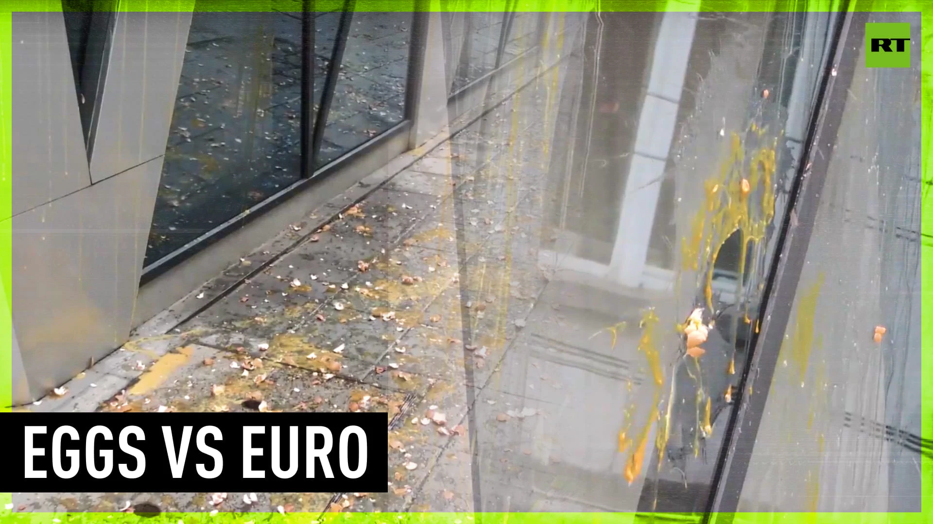 'We are not slaves' | EU building in Sofia egged by anti-euro protesters