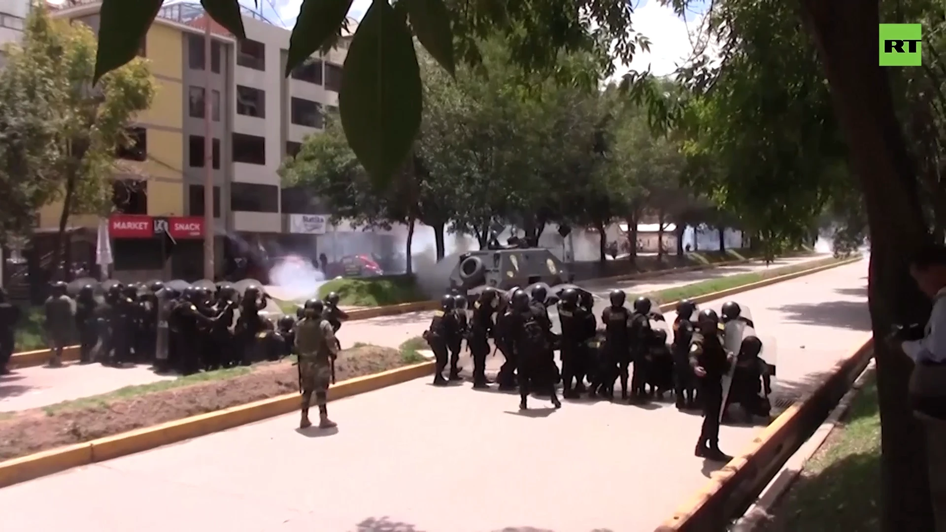 Clashes erupt as protests spread through Peru