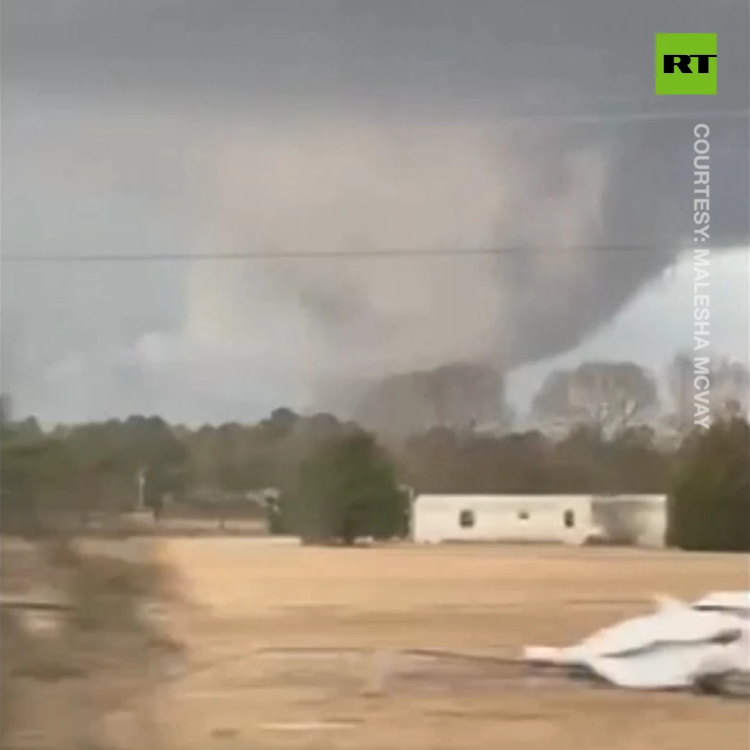 Deadly tornado tears through Alabama