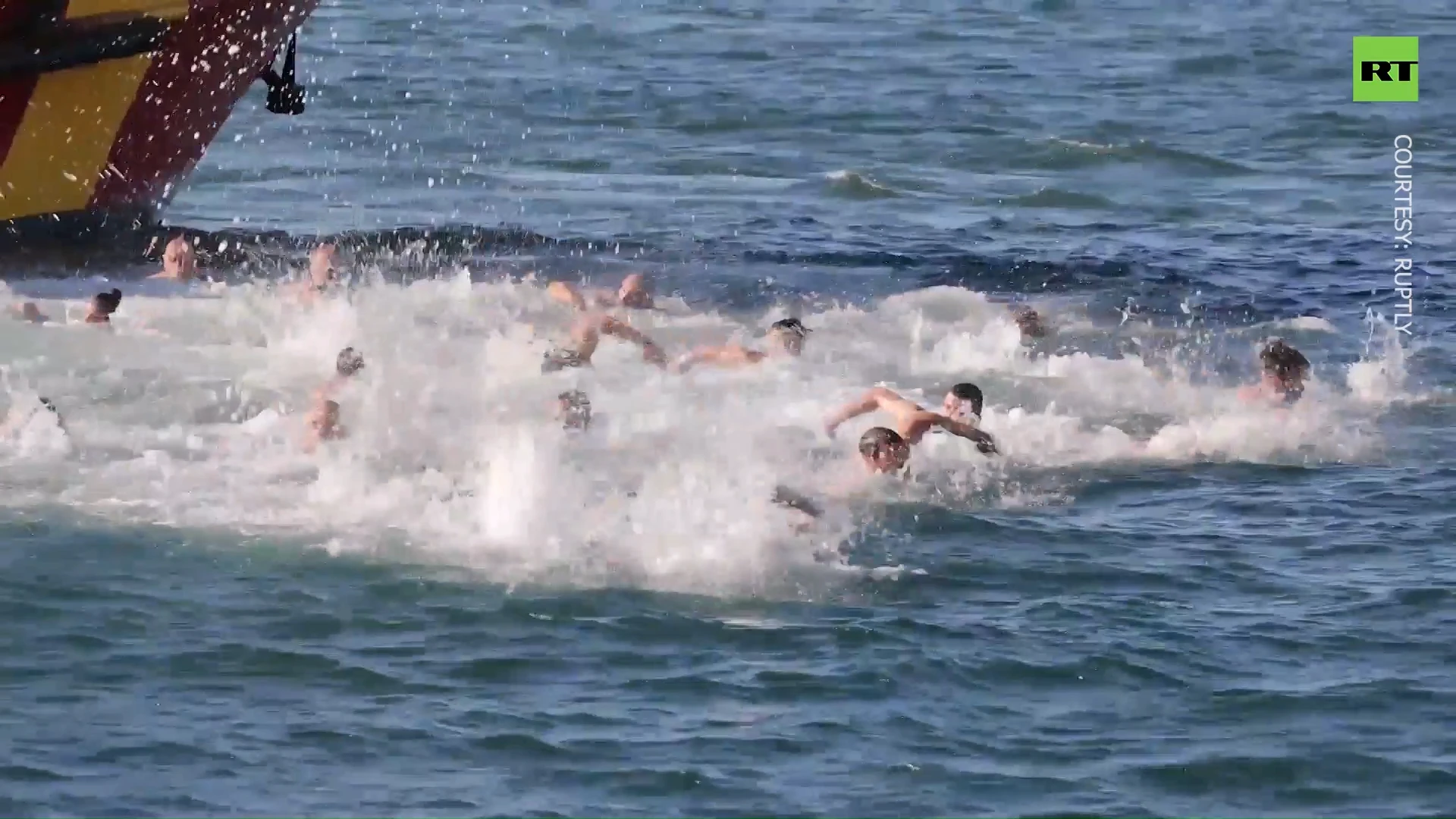 Greeks dive for cross in traditional Epiphany celebration