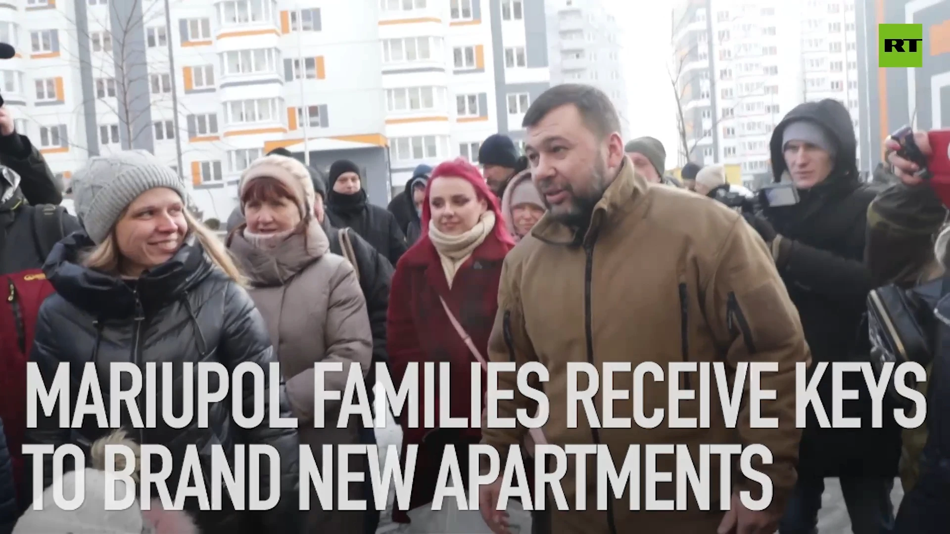 Mariupol families receive keys to brand new apartments