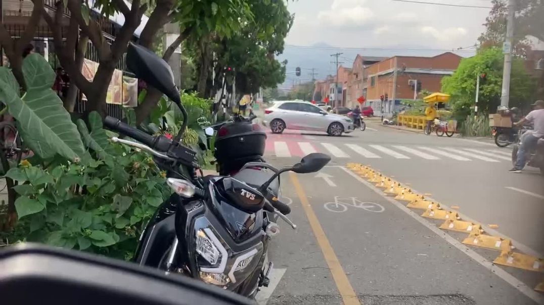 Scooter tour of Medellin rough barrios