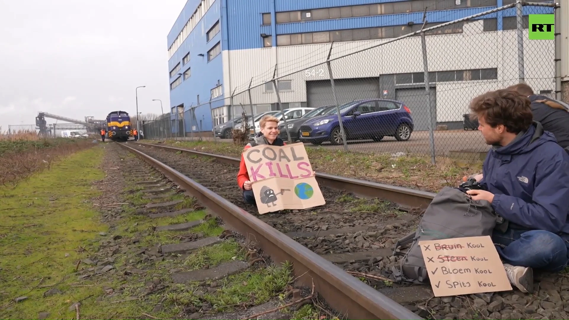 Protesters block Amsterdam coal train