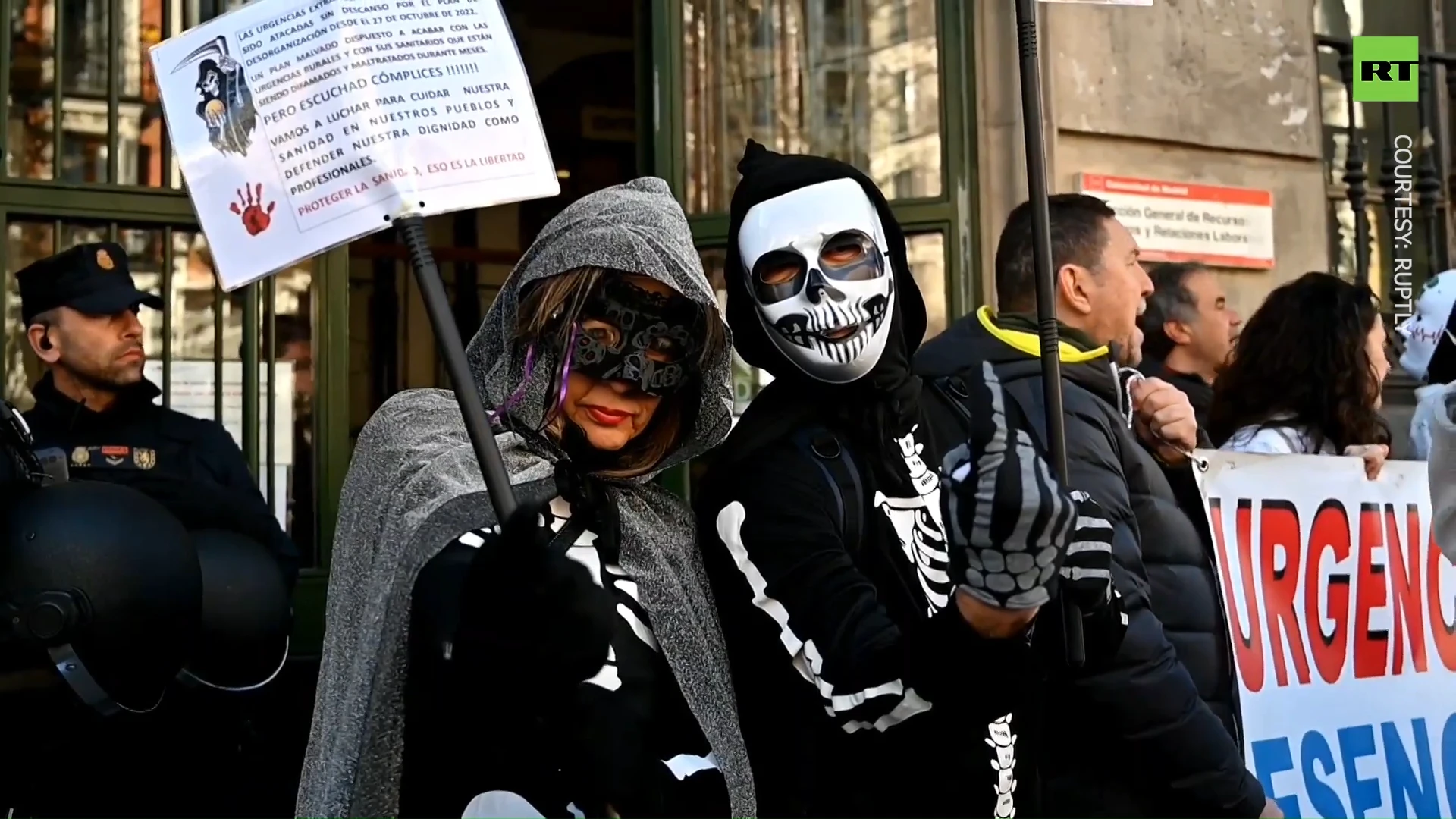 ‘Doctors, not slaves’: Medical workers go on strike in Madrid