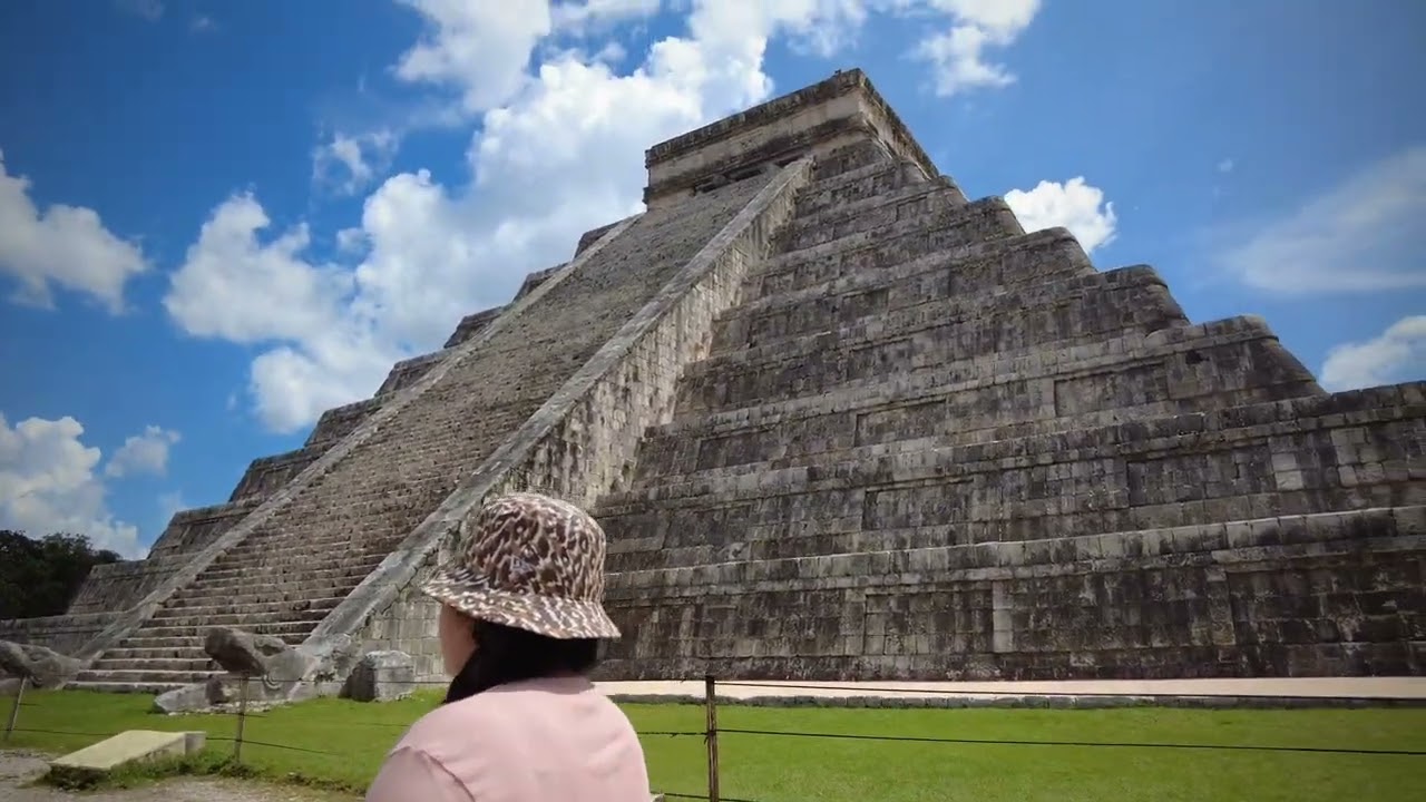 Exploring the Tulum Mayan Ruins and Chichen Itza Pyramids in Mexico ??