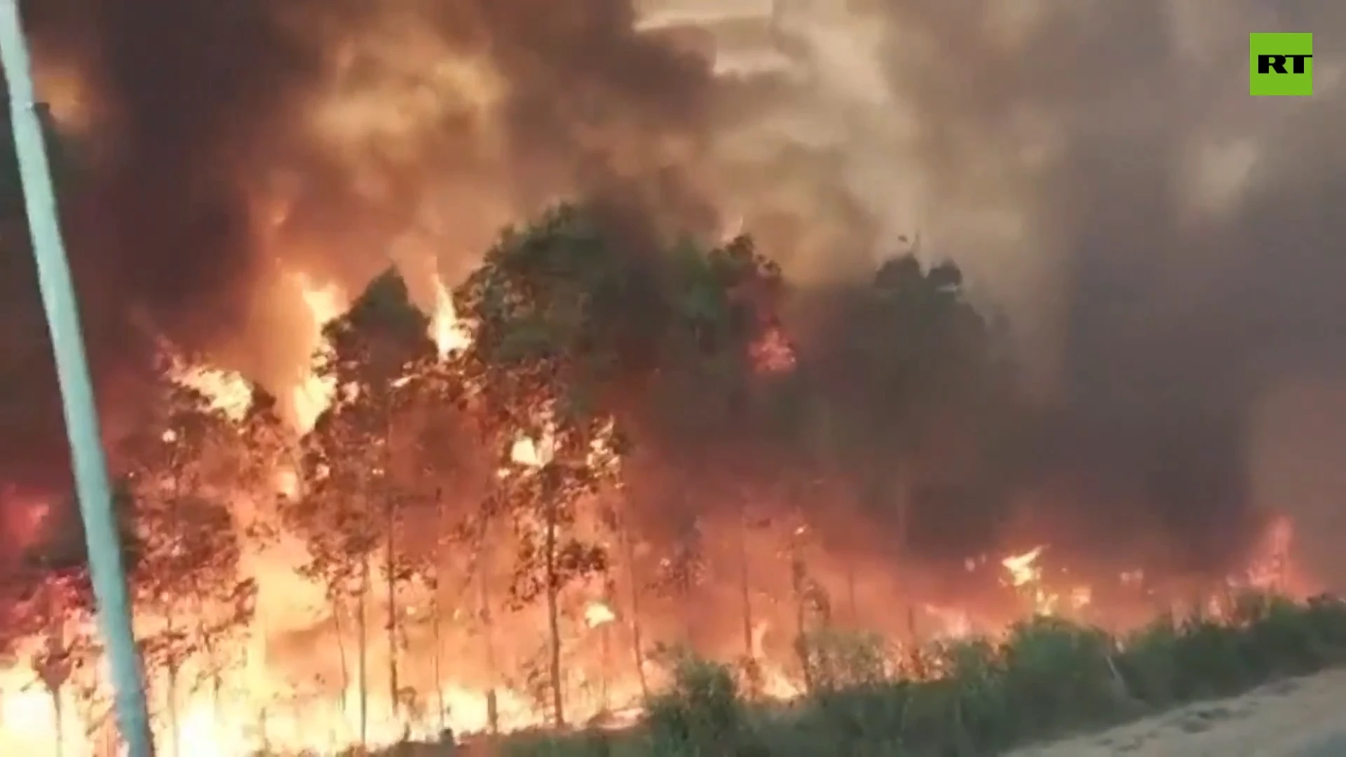 Wildfires turn Argentinian sky orange