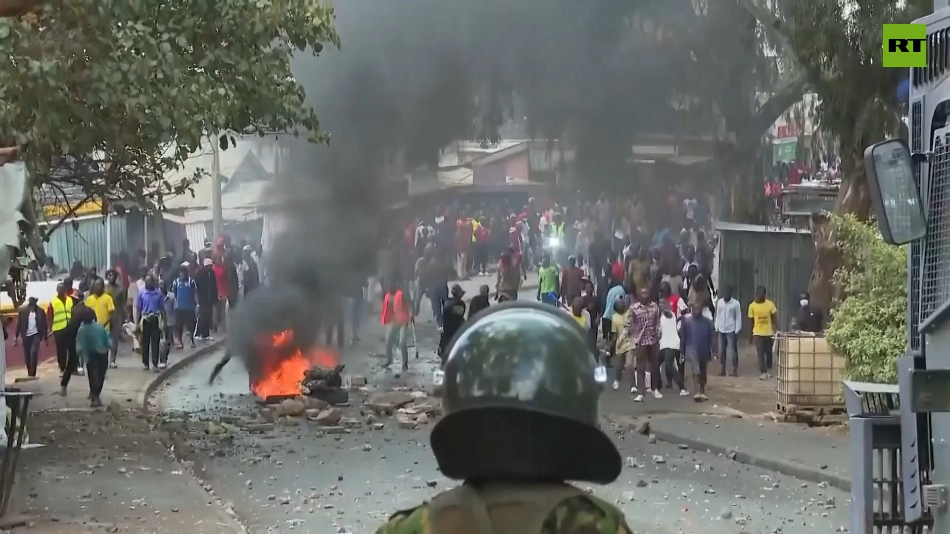 Kenya's capital plunges into chaos amid mass anti-govt protest