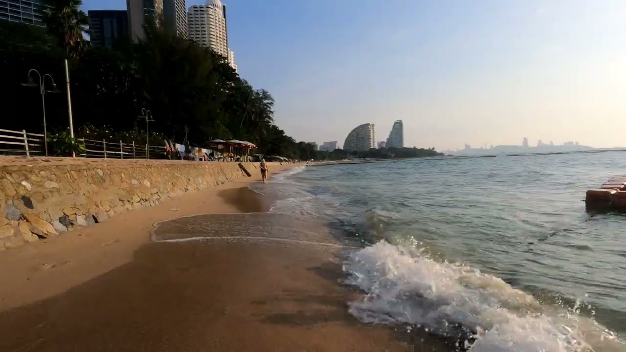 Lost somewhere at undisclosed beach area in Pattaya, Thailand ??