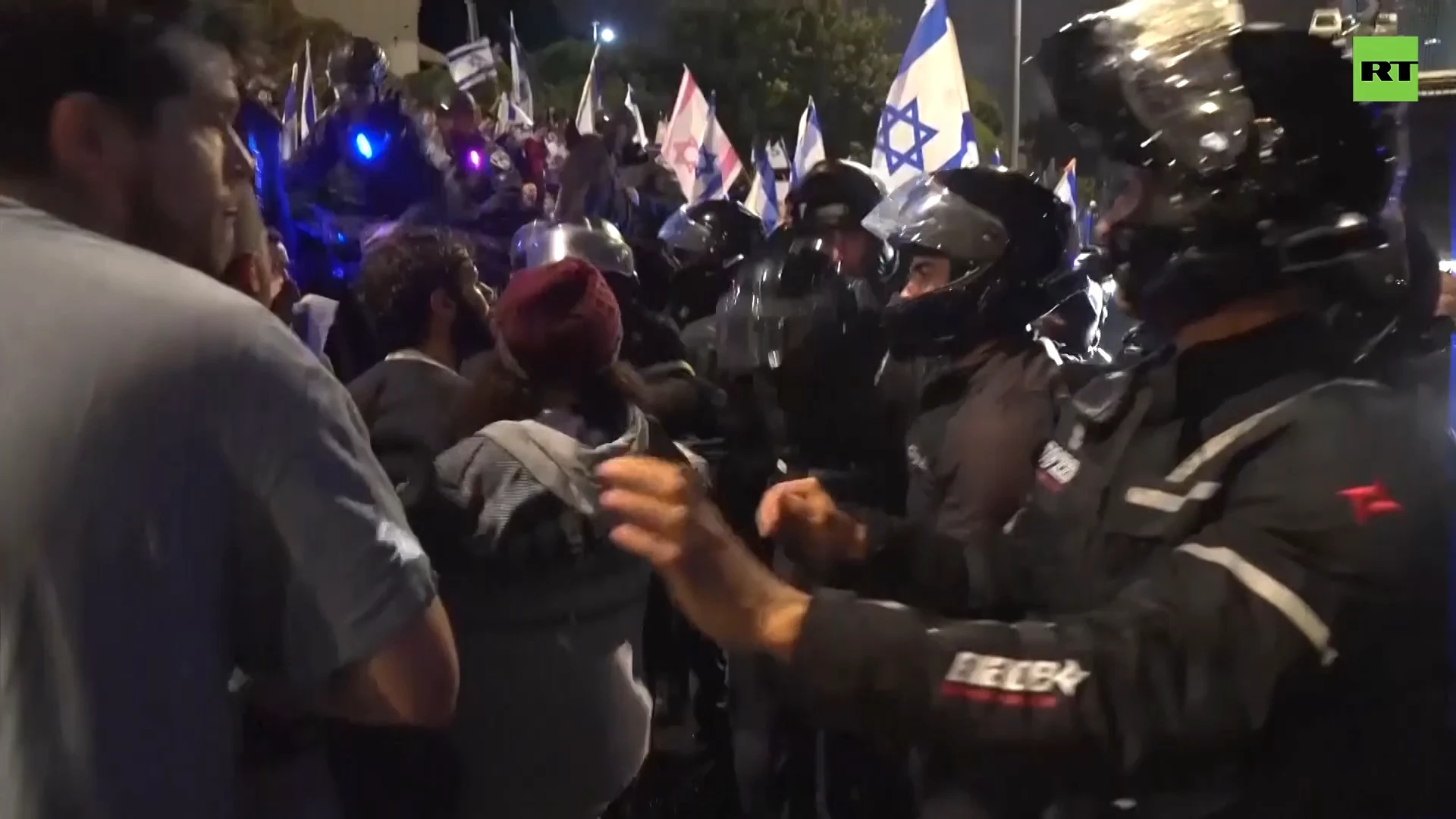 Chaos erupts as Israelis protest judicial overhaul