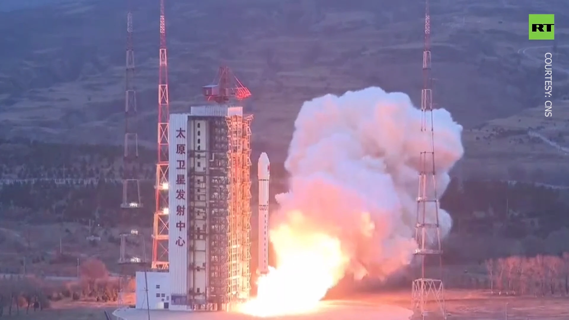 China sends new remote-sensing satellites into space