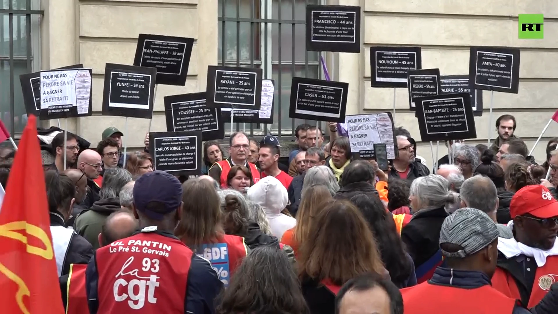 Protesters rally against workplace hazards in Paris