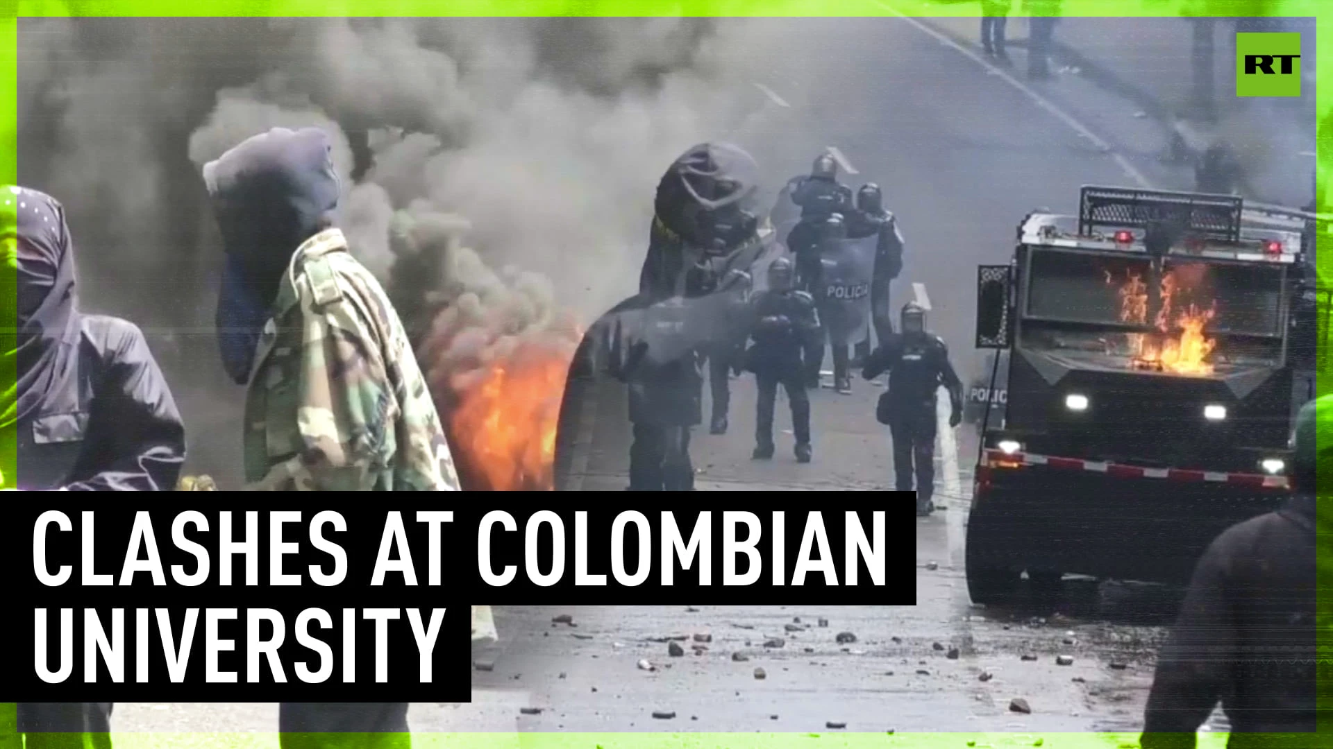 Petrol bombs vs water cannons | Protest in Bogota turns violent