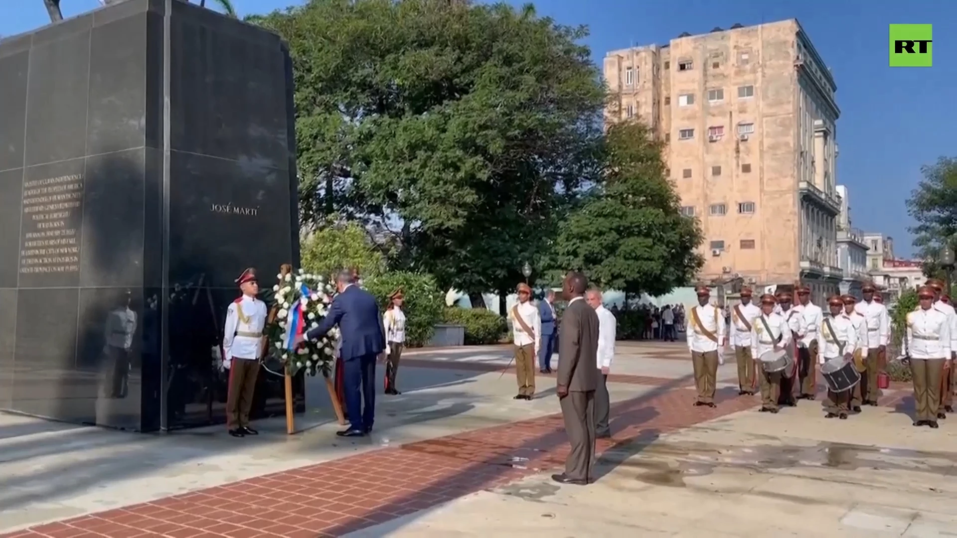 Lavrov attends wreath laying ceremony in Cuba