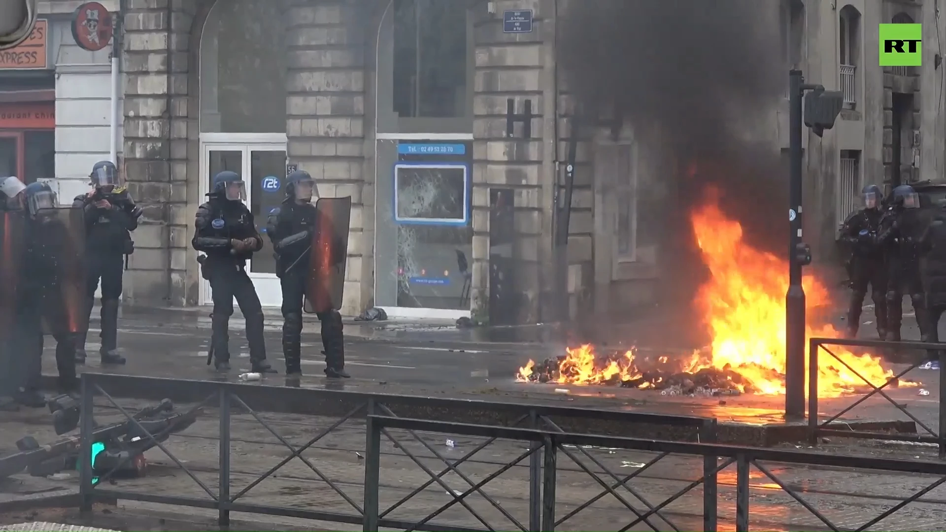 Protest against pension reform turns violent in Nantes (again)