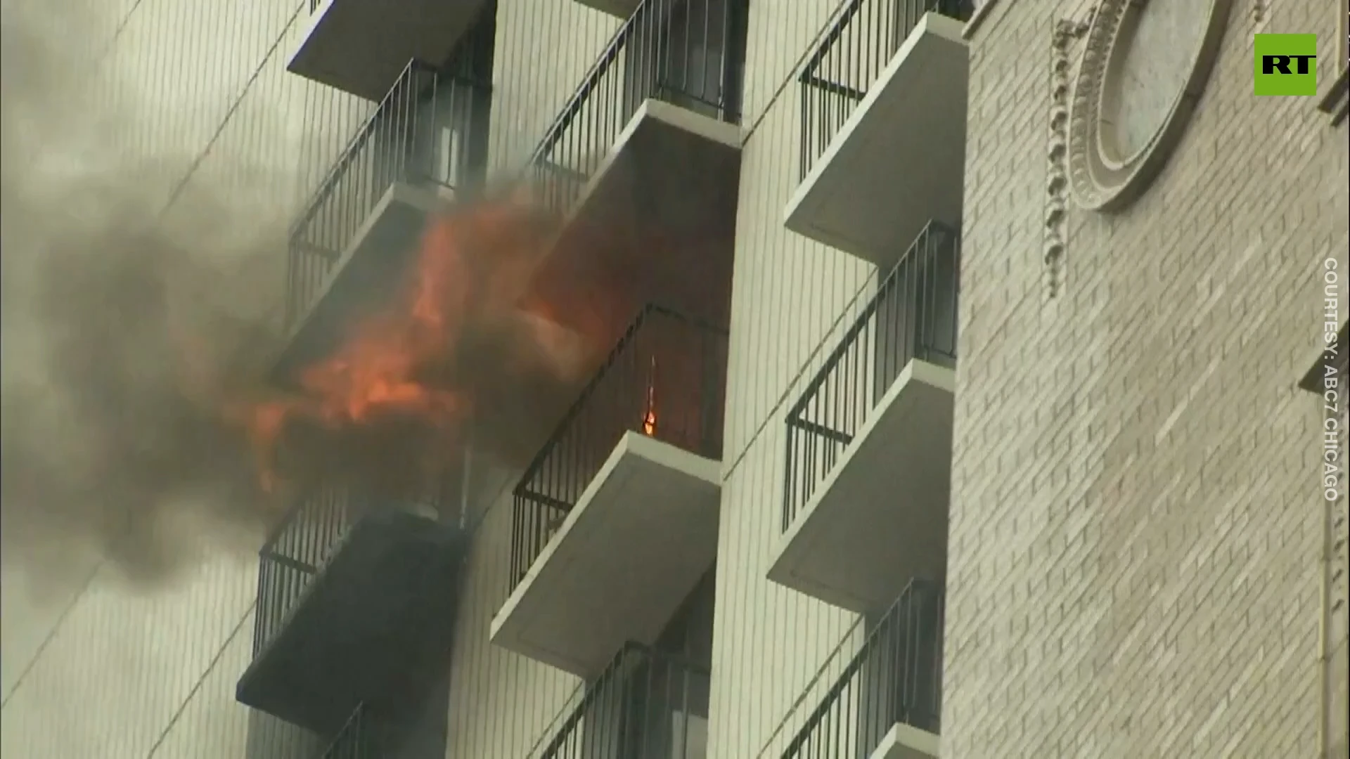 Chicago high-rise blaze kills one firefighter, injures two others