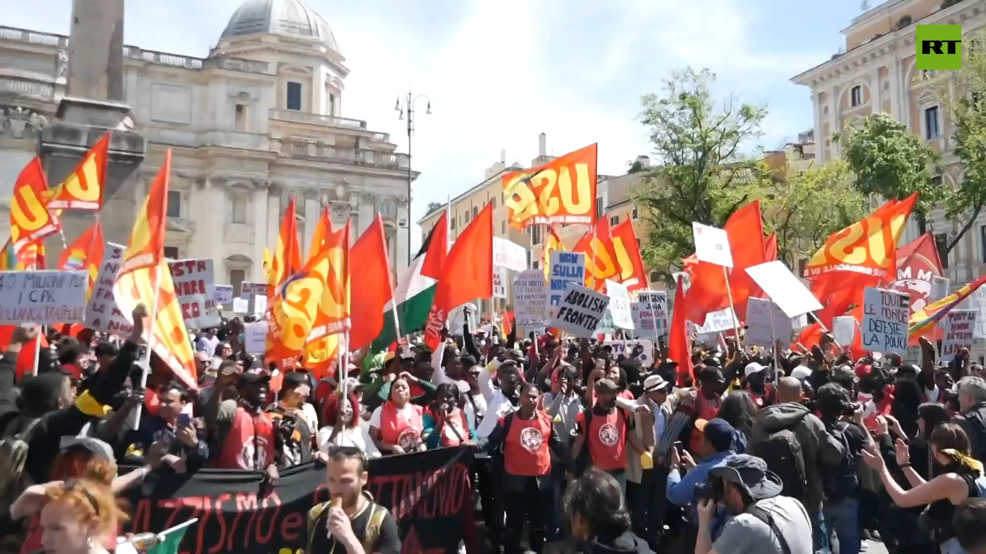 'Stop deportation' | Thousands rally against new immigration law in Rome