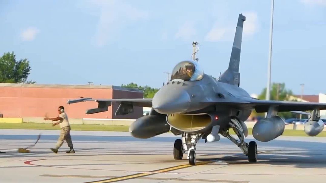 NATO F-16 Fighter Jets Took Off One by One Towards The Ukrainian Border