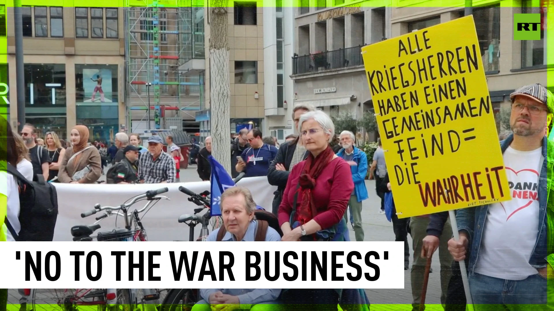 ‘Make peace without weapons’ | Germans protest arms supplies to Ukraine