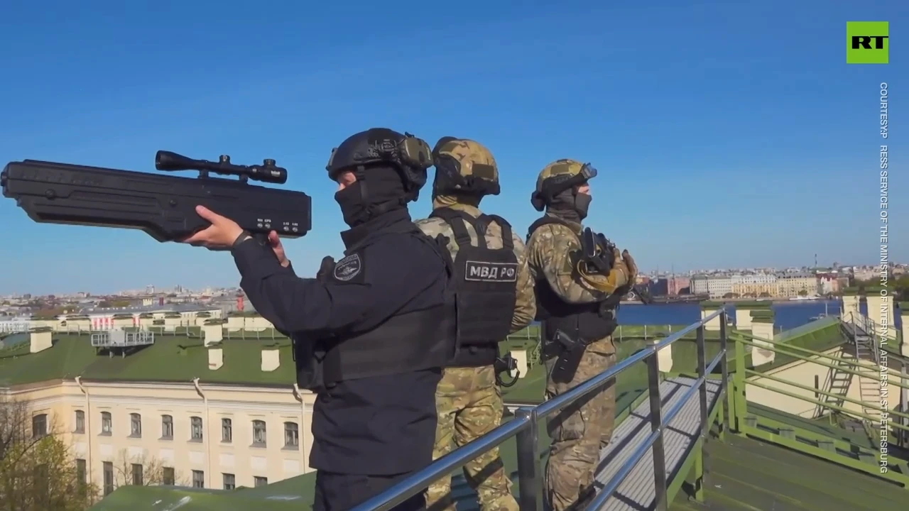 St. Petersburg police form anti-drone force