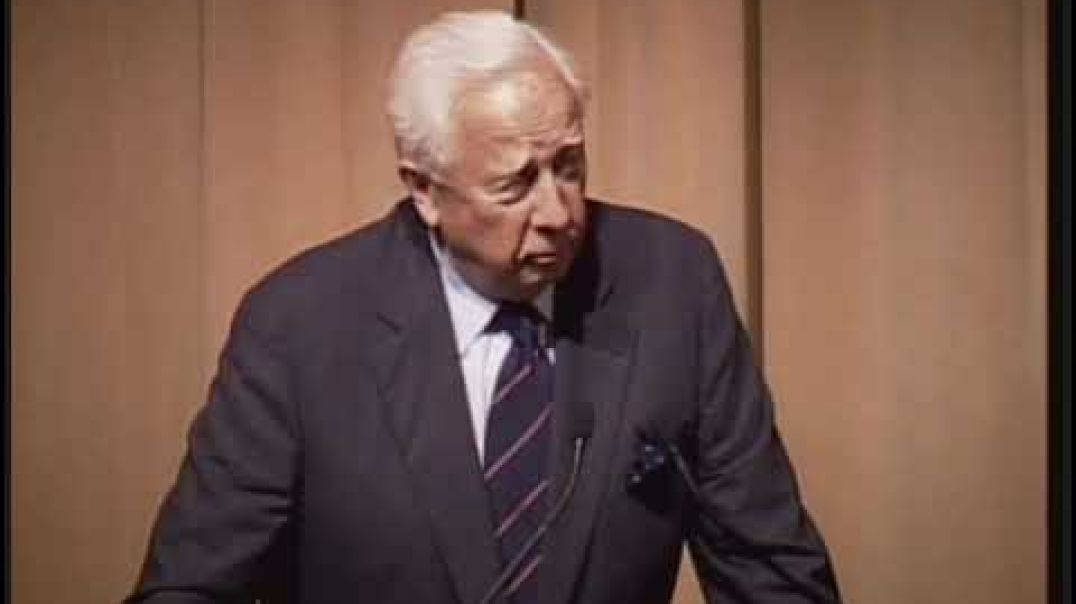 David McCullough Discusses "1776" the National Archives June 25, 2005