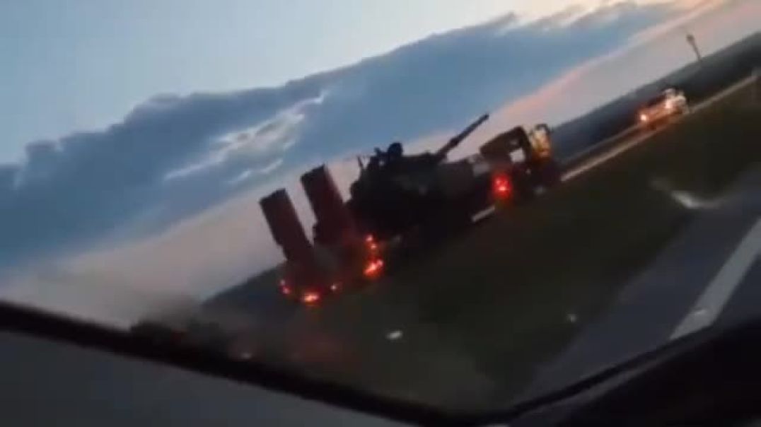 Urgente- Vídeo do Grupo Wagner entrando em Rostov na Rússia - Mark Nazarov 24 6 2023