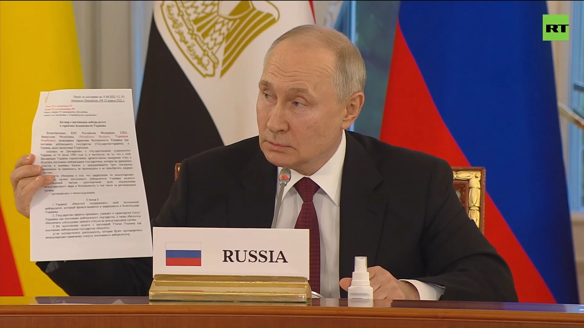 Putin shows treaty on Ukraine’s neutrality, signed by Kiev but dumped under Western pressure