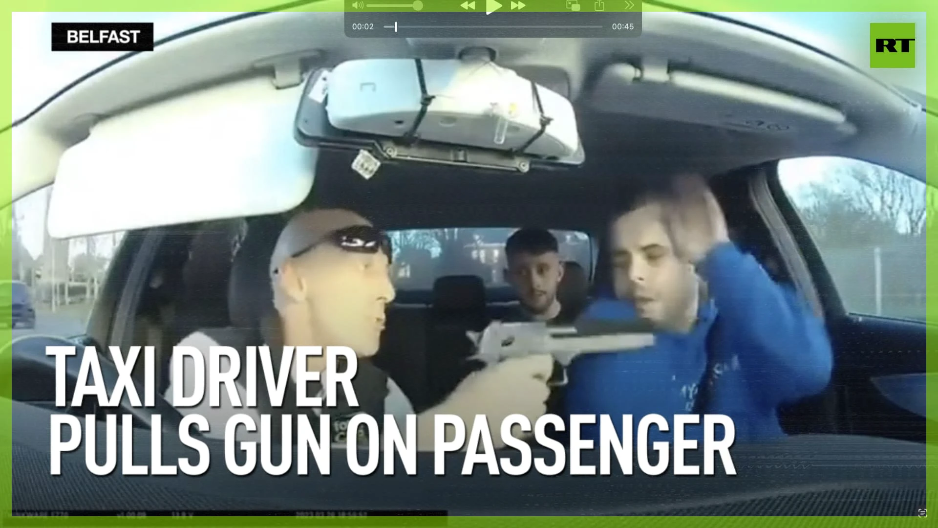 Taxi driver pulls gun on passenger